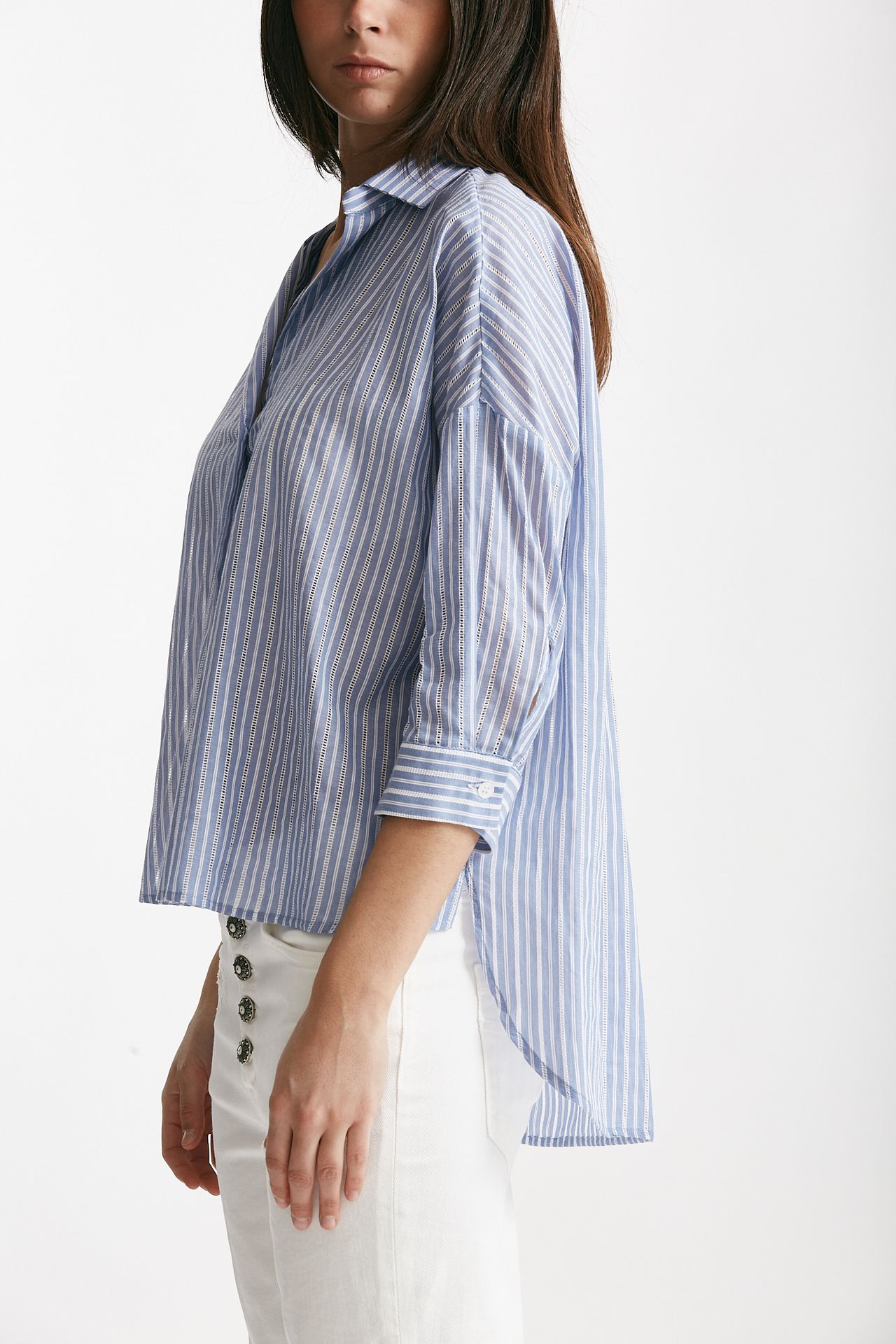 Camicia rigata azzurra e bianca