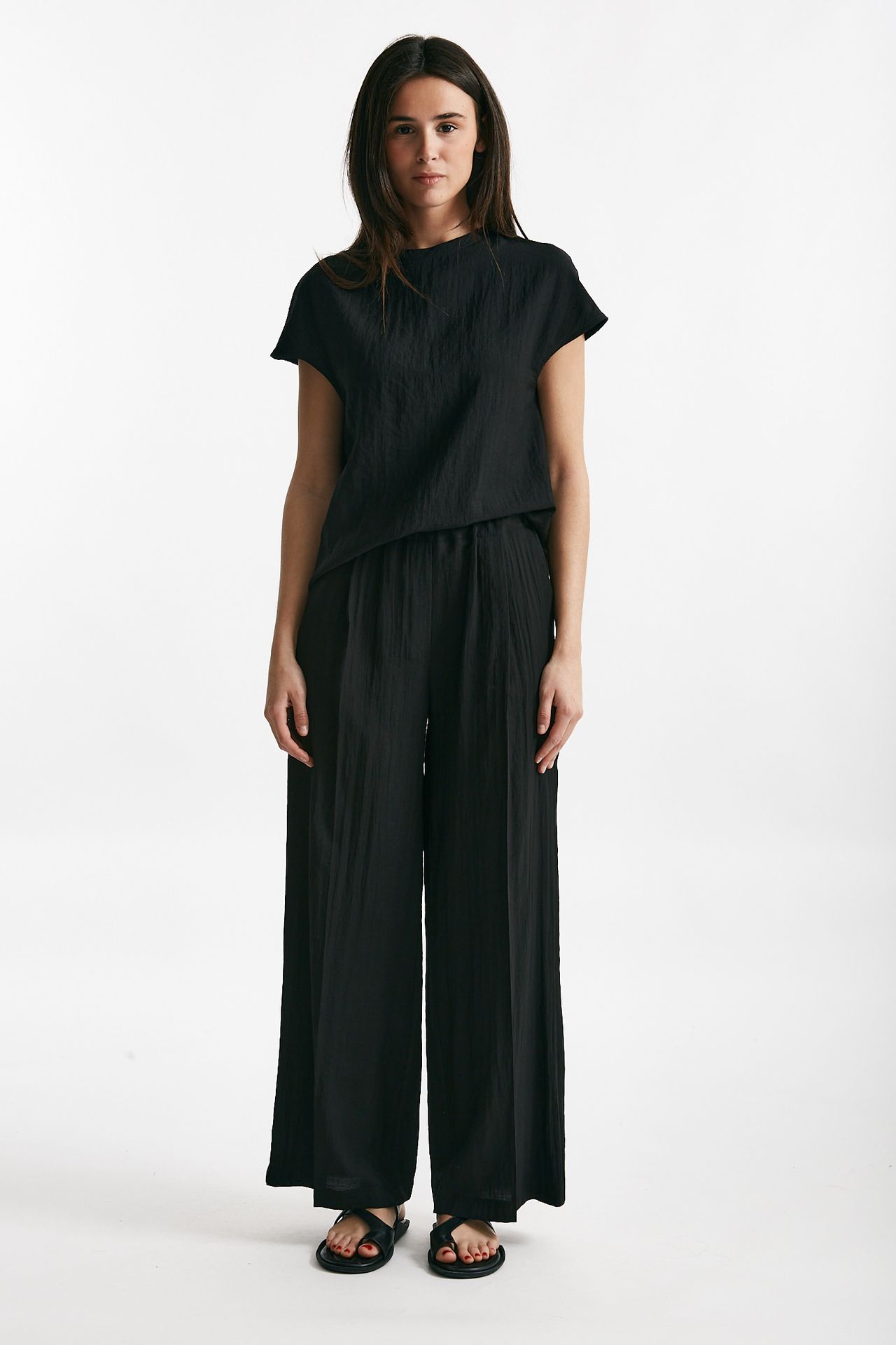 Pantalone effetto stropicciato nero