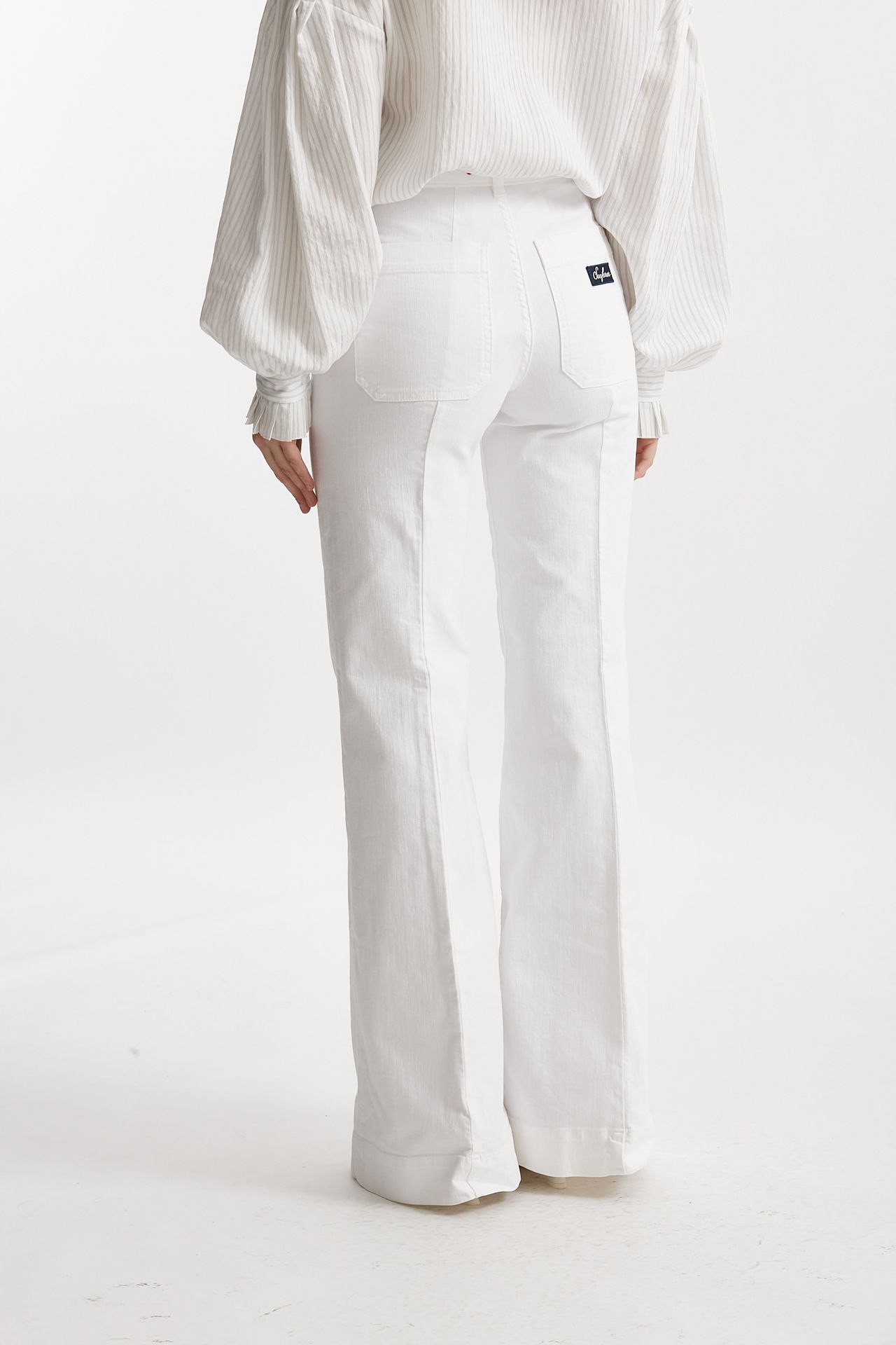 Jeans a zampa bianco vita alta