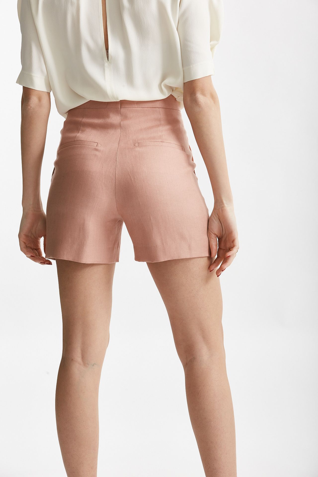 Bermuda in lino vita alta rosa