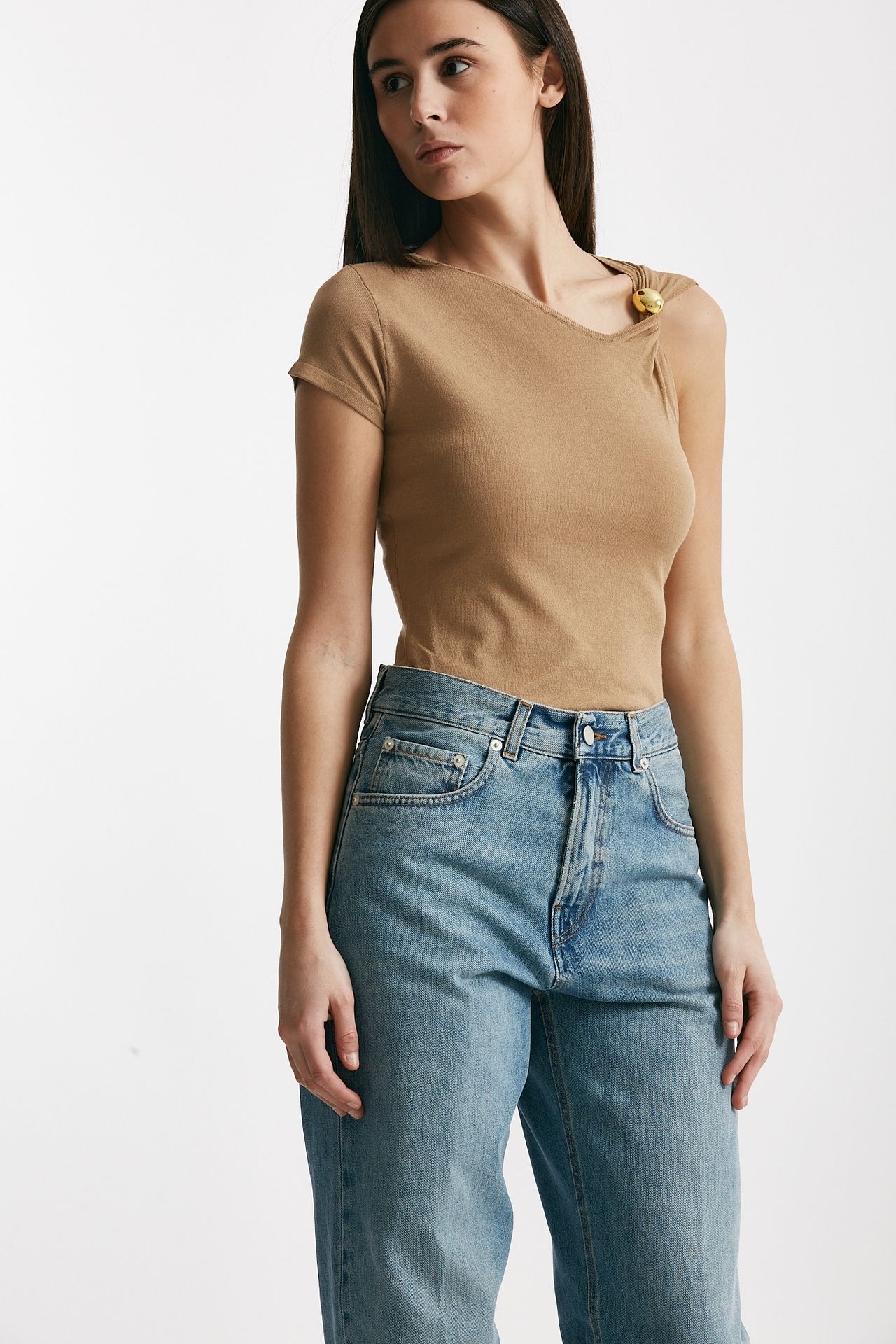 Top in viscosa cammello