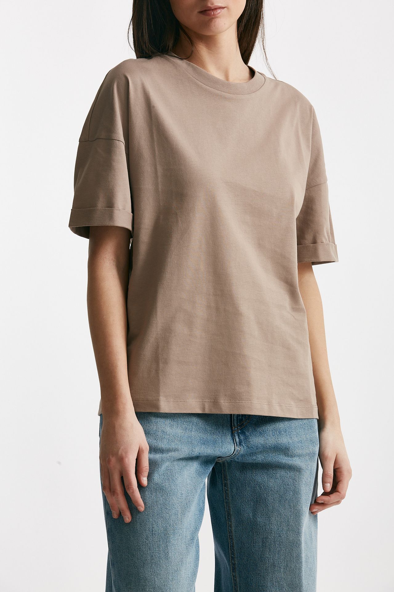 T-shirt over tortora 