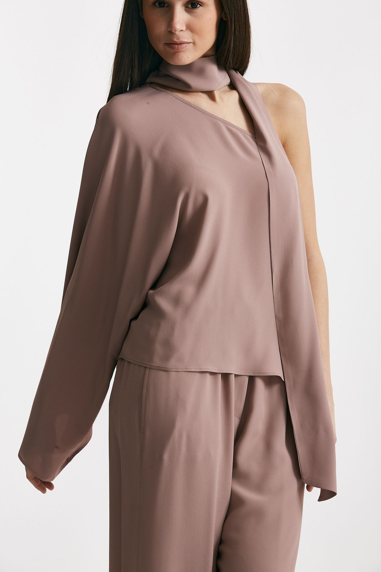 Camicia monospalla rosa antico