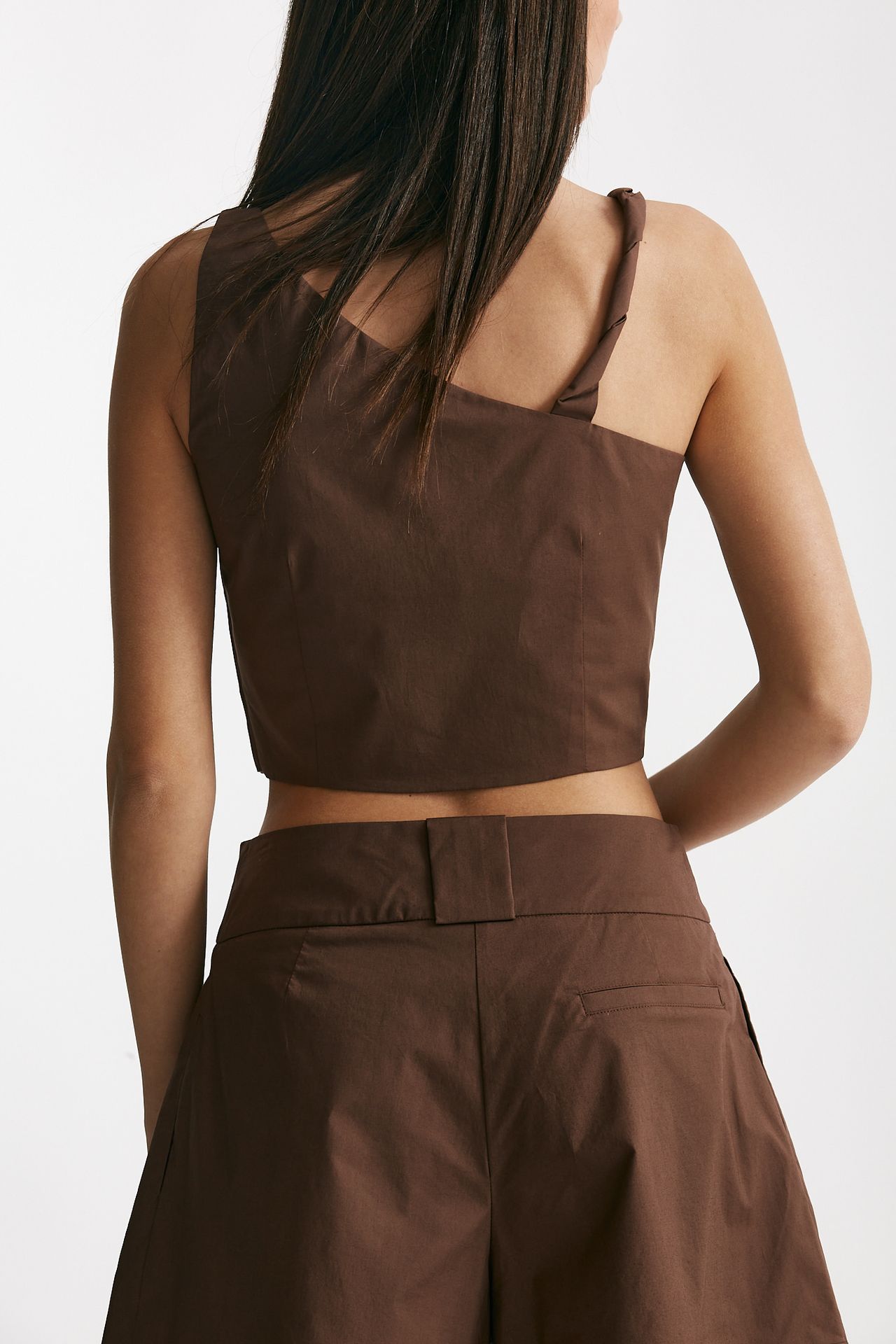 Top crop monospalla cioccolato 