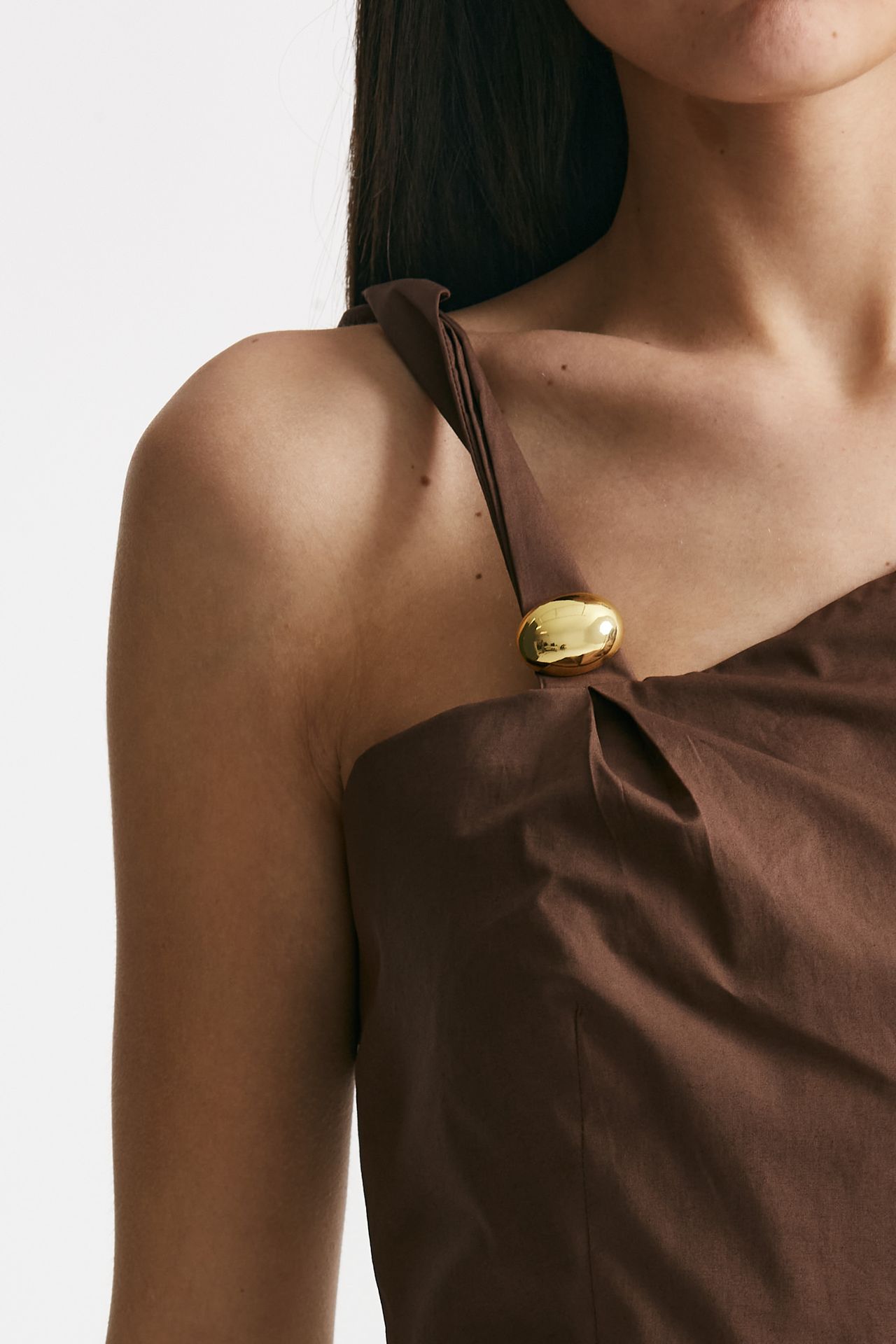 Top crop monospalla cioccolato 