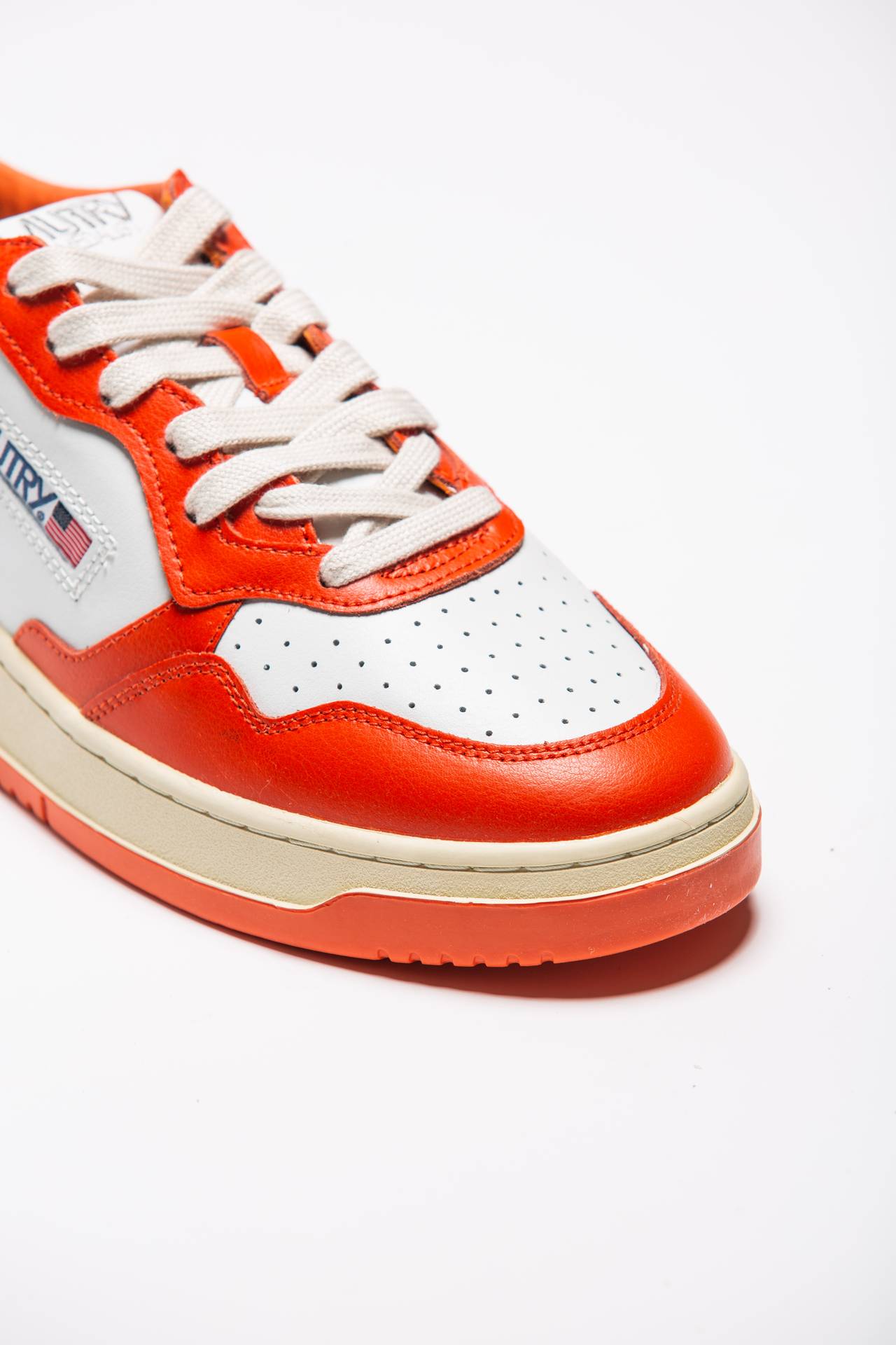 Sneakers MEDALIST LOW-AULM-WB21