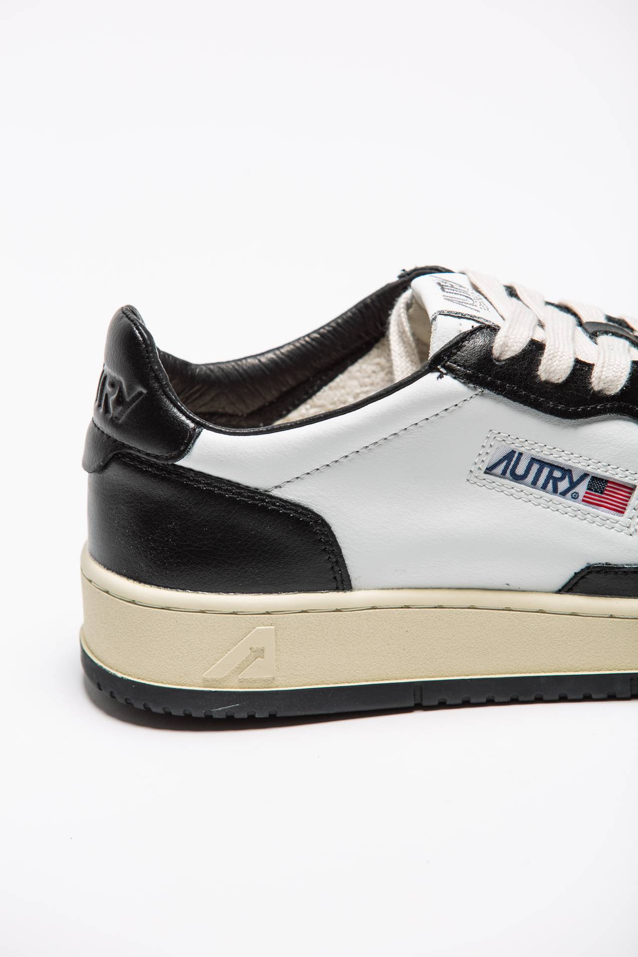 Sneakers MEDALIST LOW-AULM-WB01