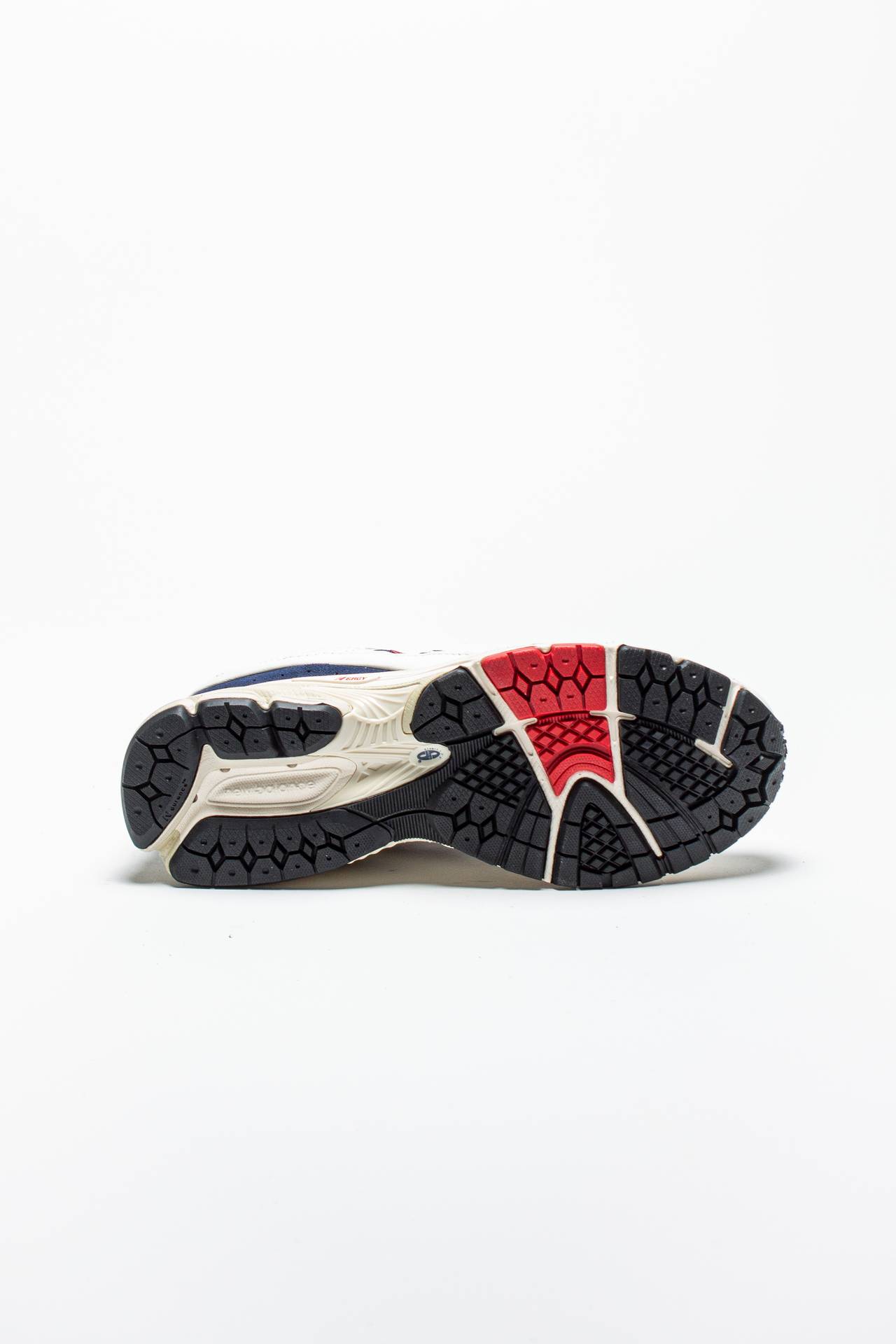 Sneakers 2002R RVE