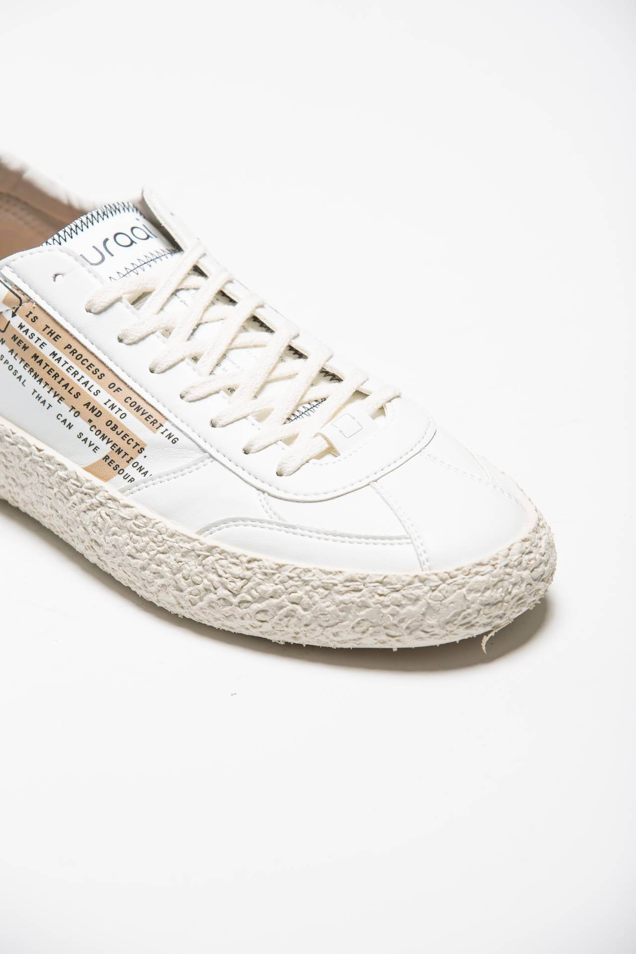 Sneakers 1.01 BASIC