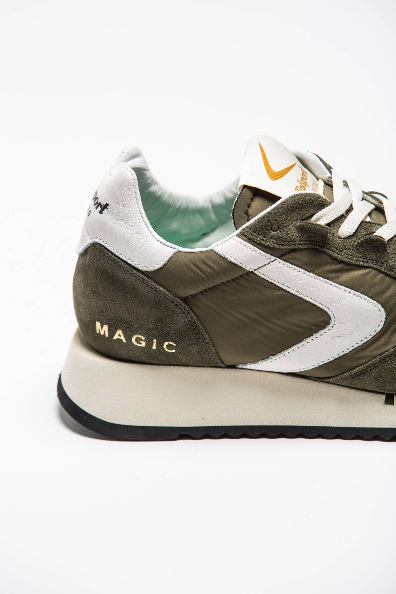 Sneaker MAGIC RUN