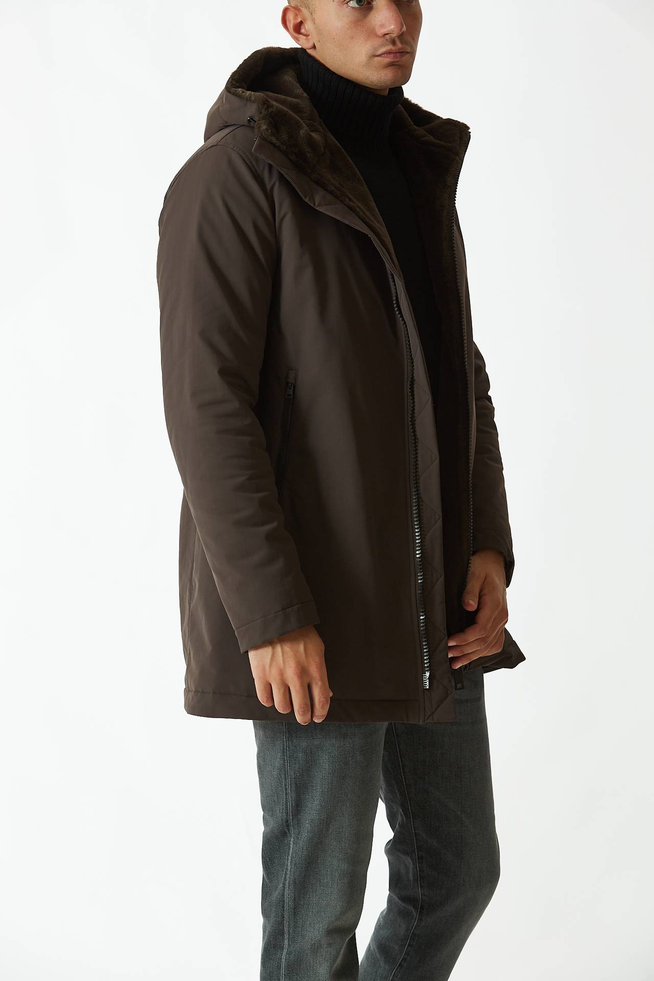 Parka con cappuccio marrone
