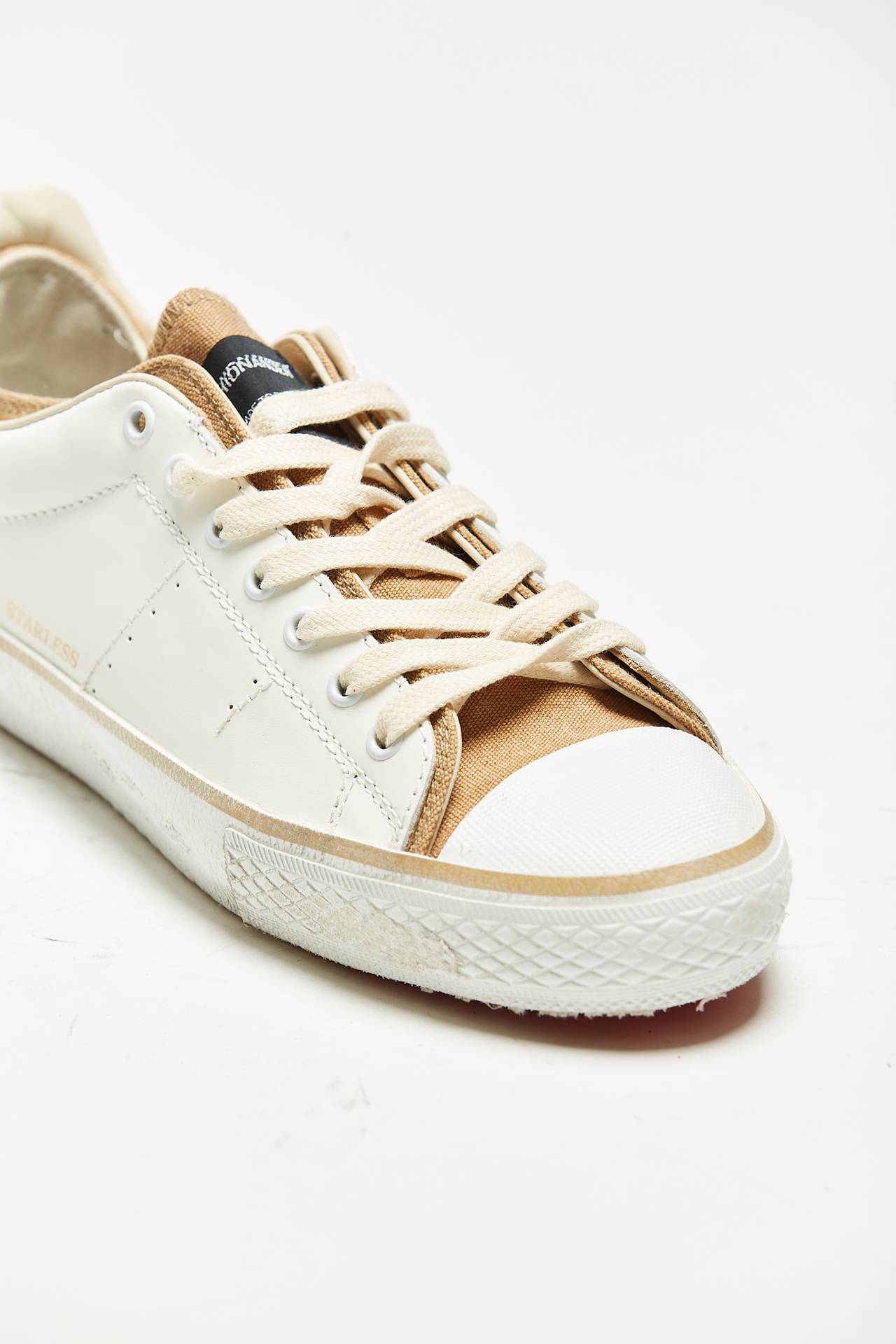 Sneakers STARLESS LOW HE2MS600