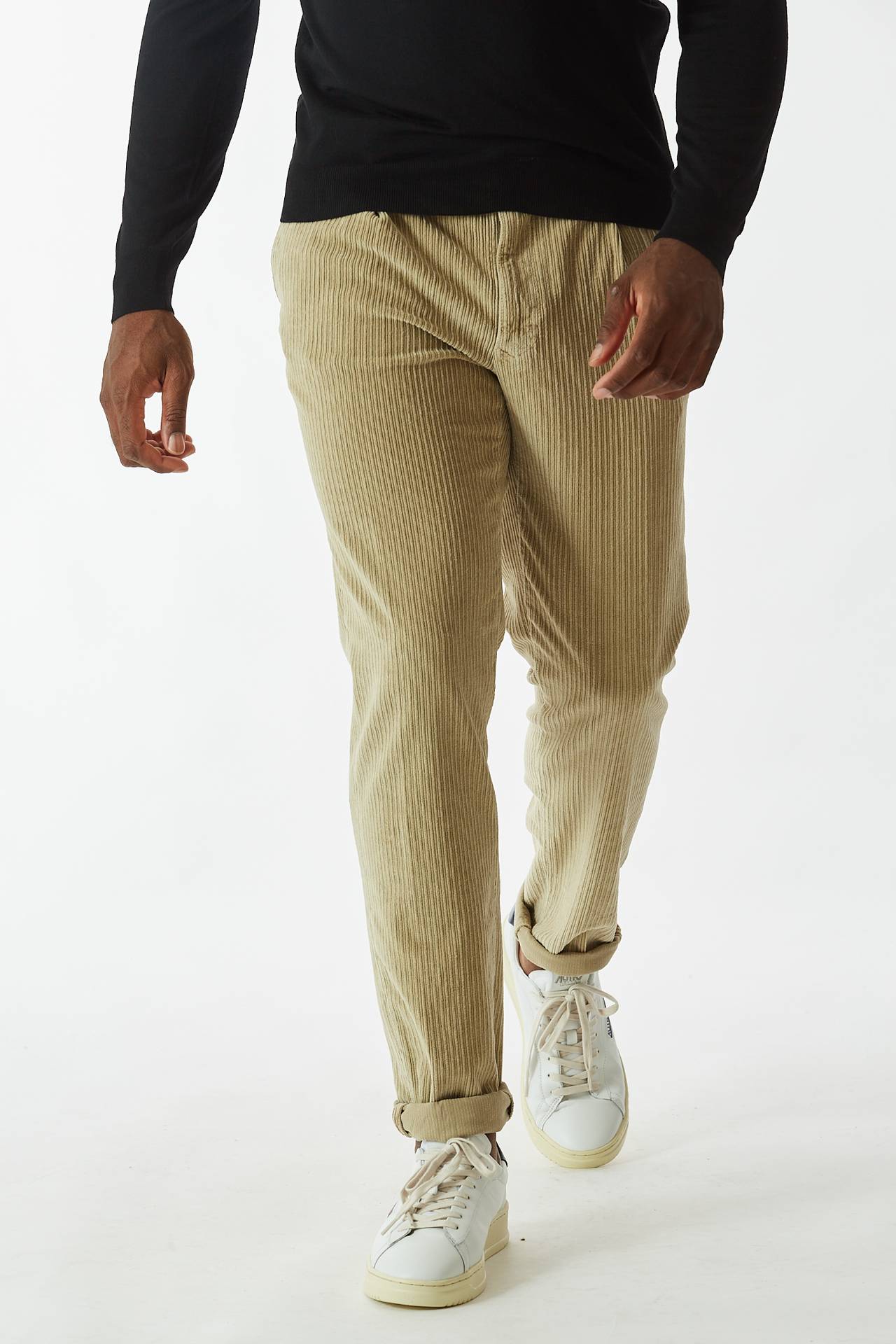 Pantalone stretch in velluto beige