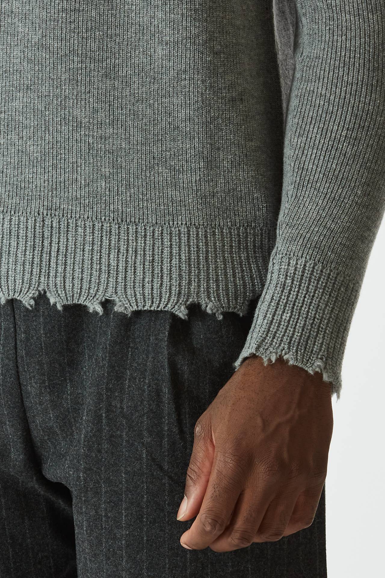 Maglia girocollo grigio