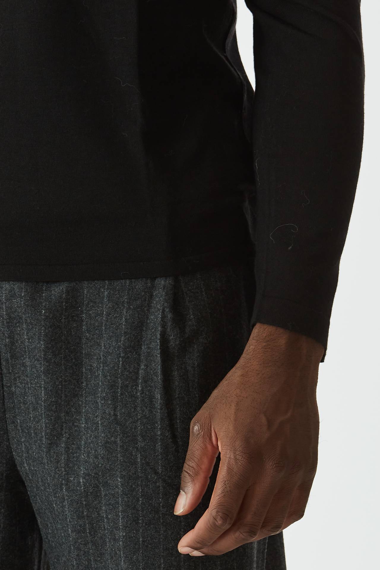 Maglia misto cashmere girocollo nero
