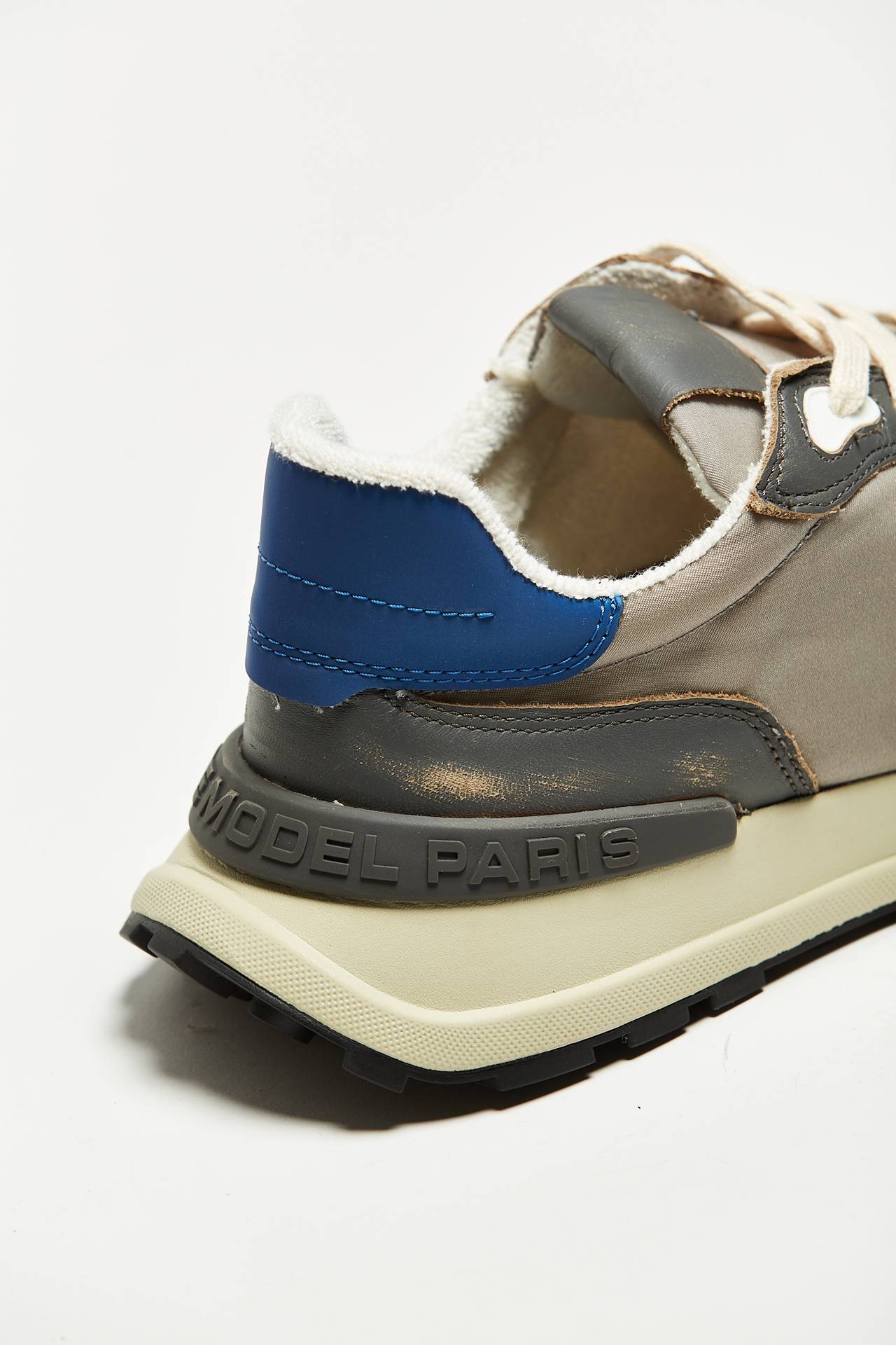 Acne studios jimmy clearance label