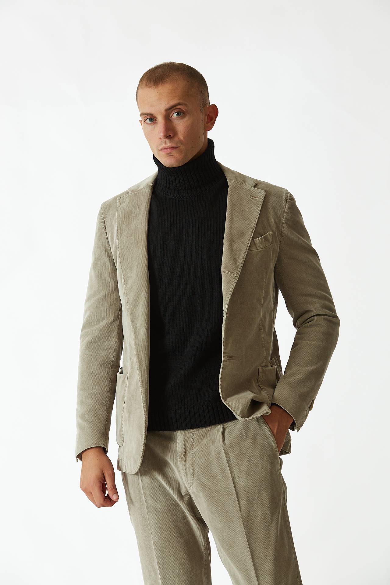 Abito monopetto velluto beige