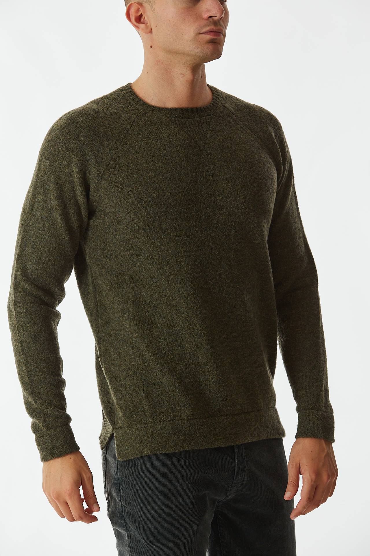 Maglia bouclè verde militare