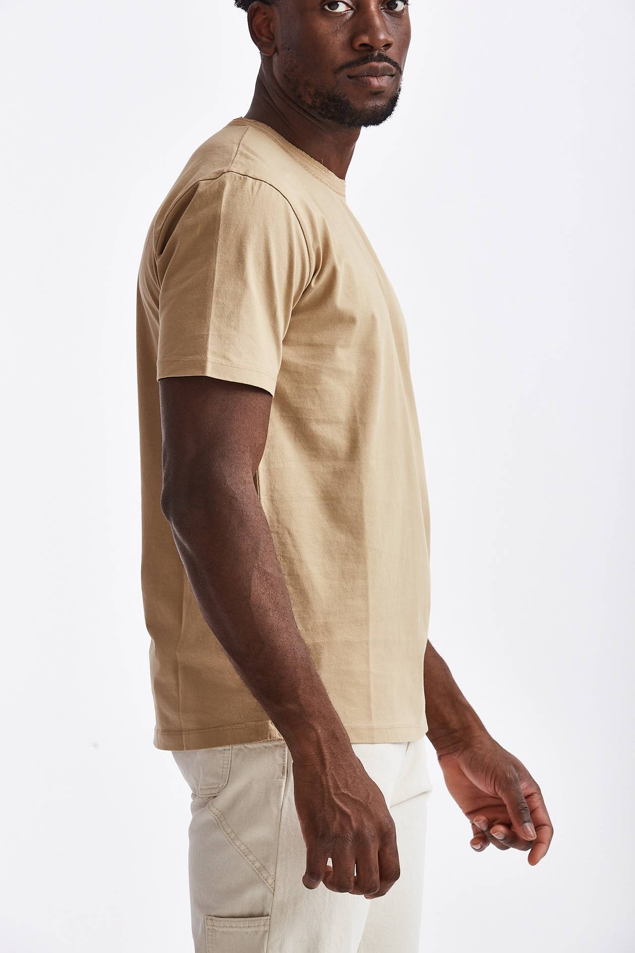 T-shirt tre colli in cotone cammello