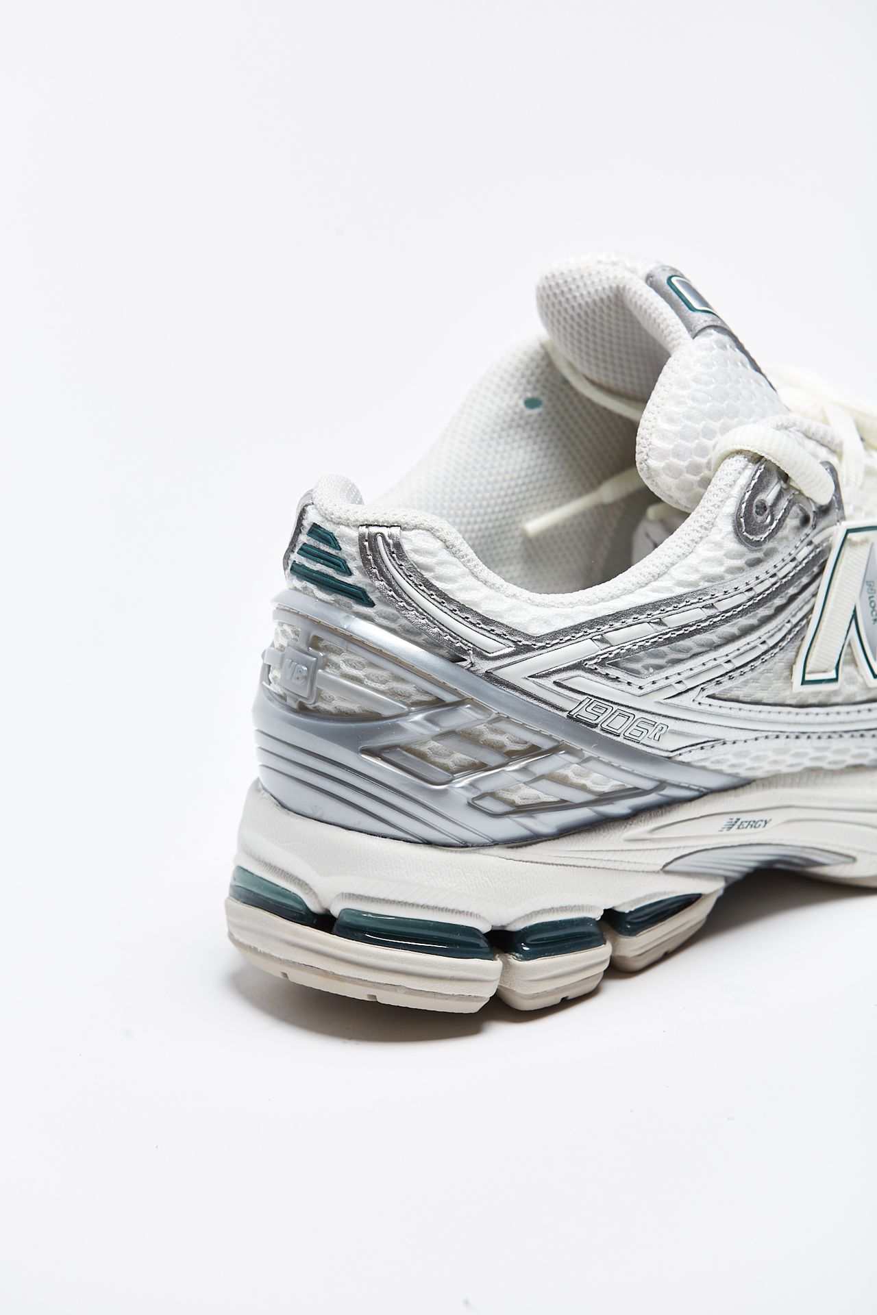 Sneakers M1906REE New Balance Uomo U15NEW02 Pier Abbigliamento Italia