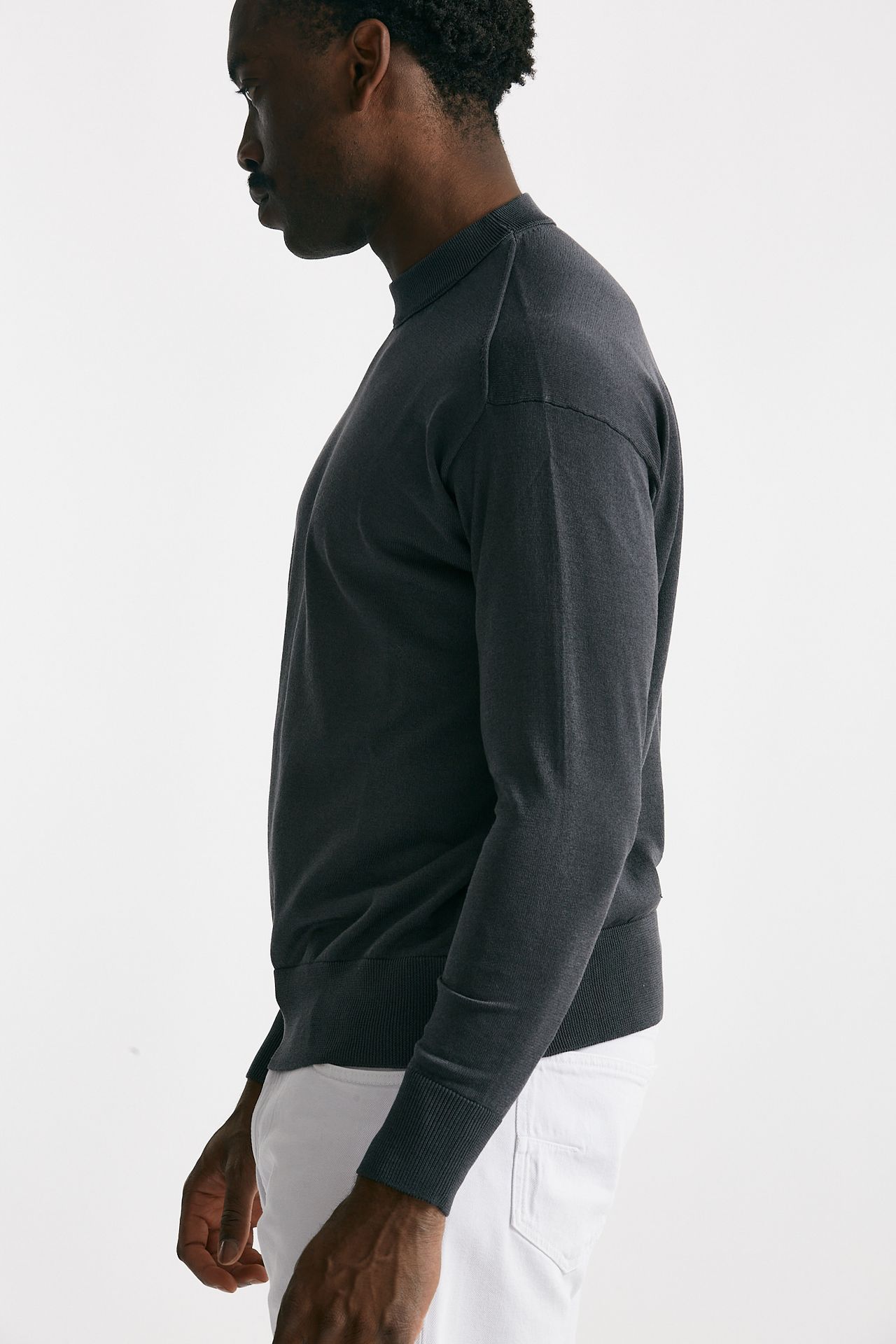 Maglia girocollo in cotone grigio