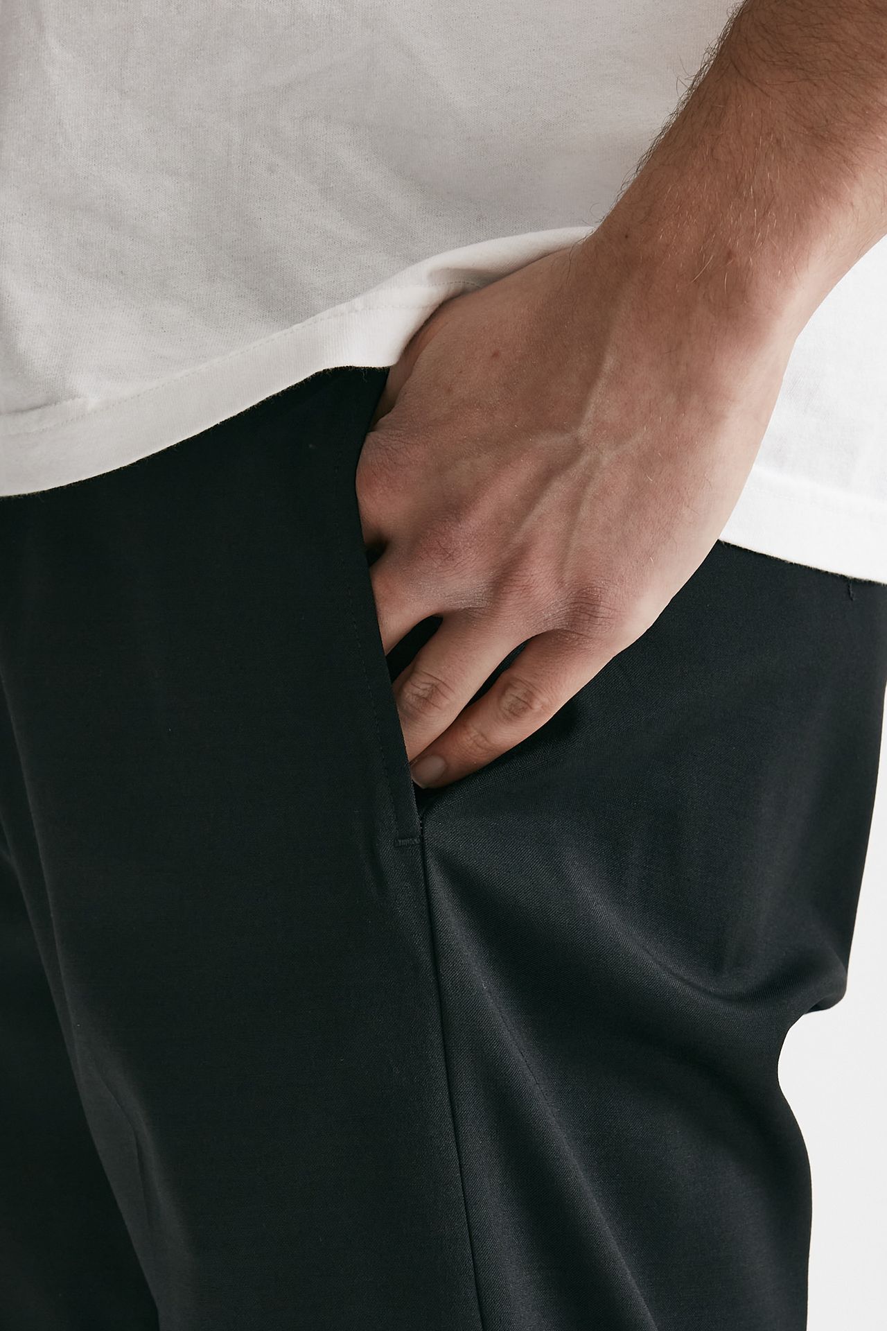 Pantalone in poliestere e lana stretch nero
