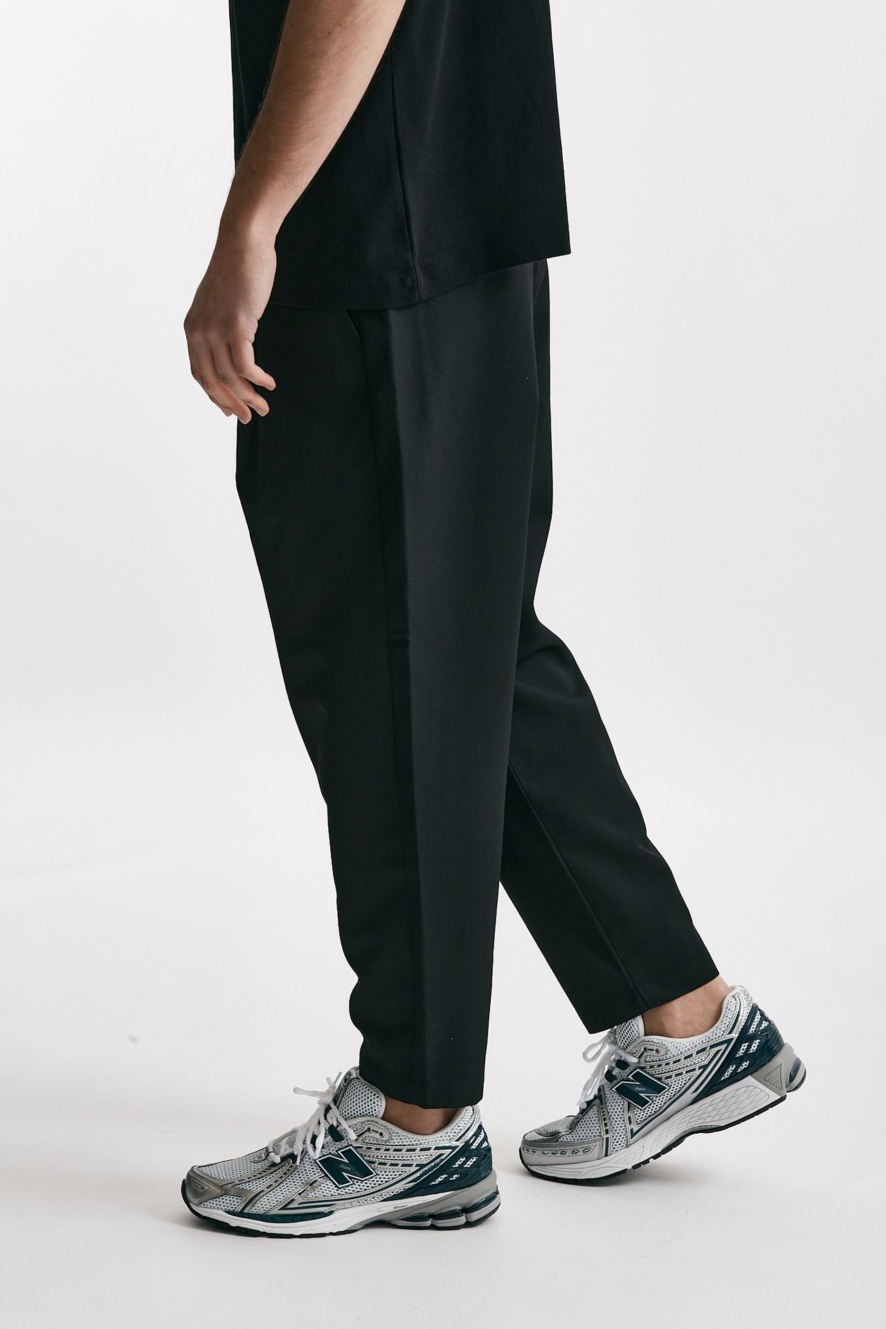 Pantalone cropped nero misto cotone