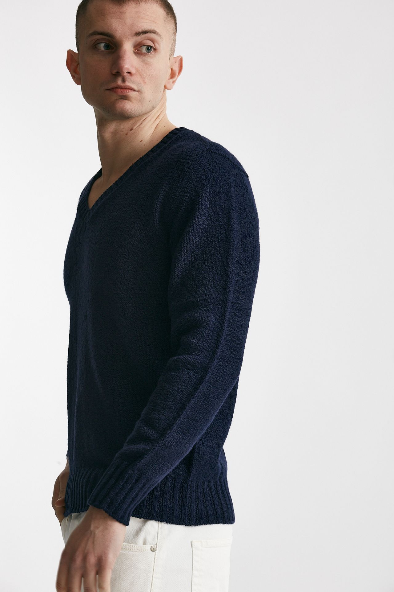 Maglia in cotone scollo a V blu