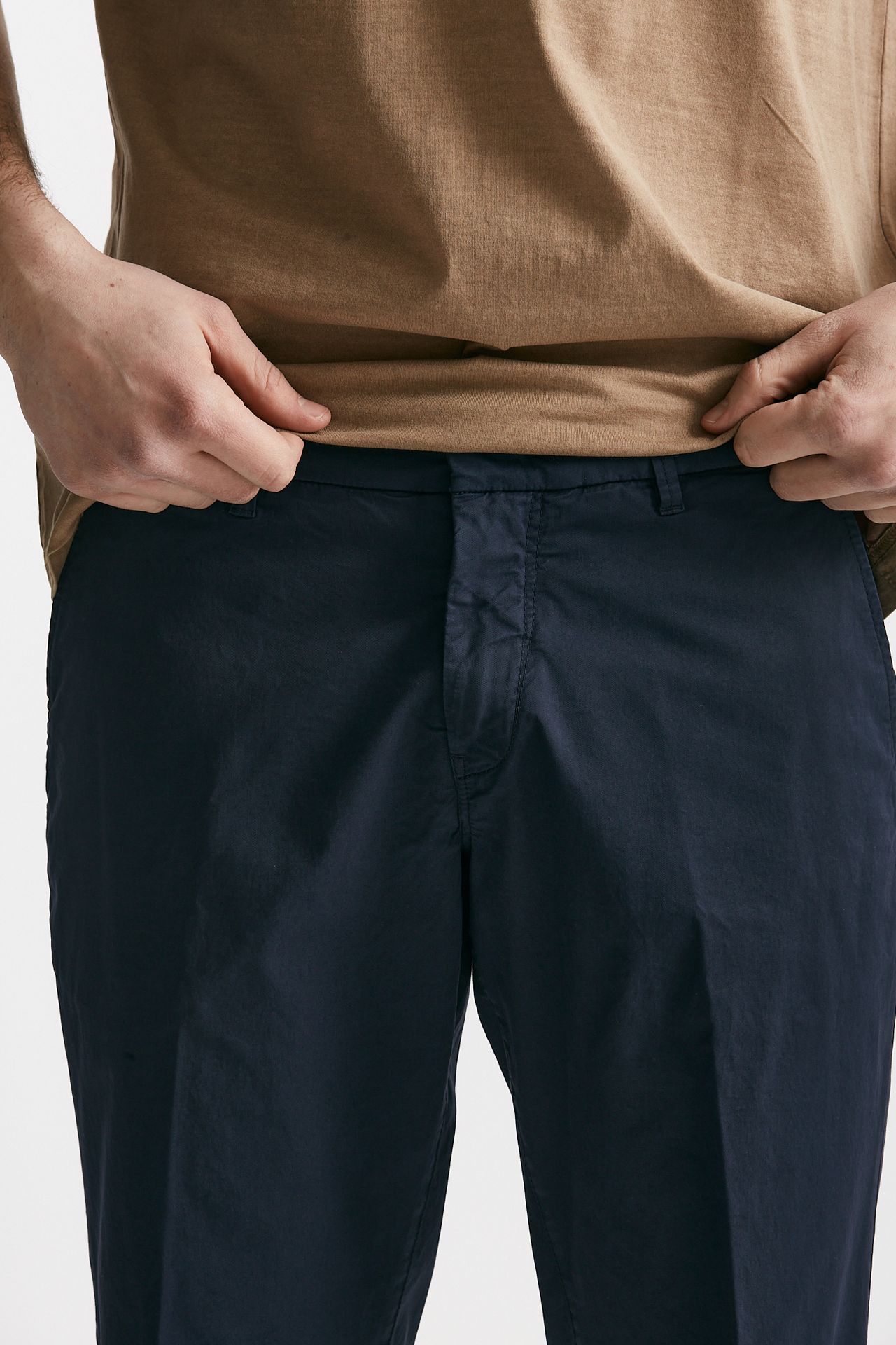 Bermuda in cotone stretch blu