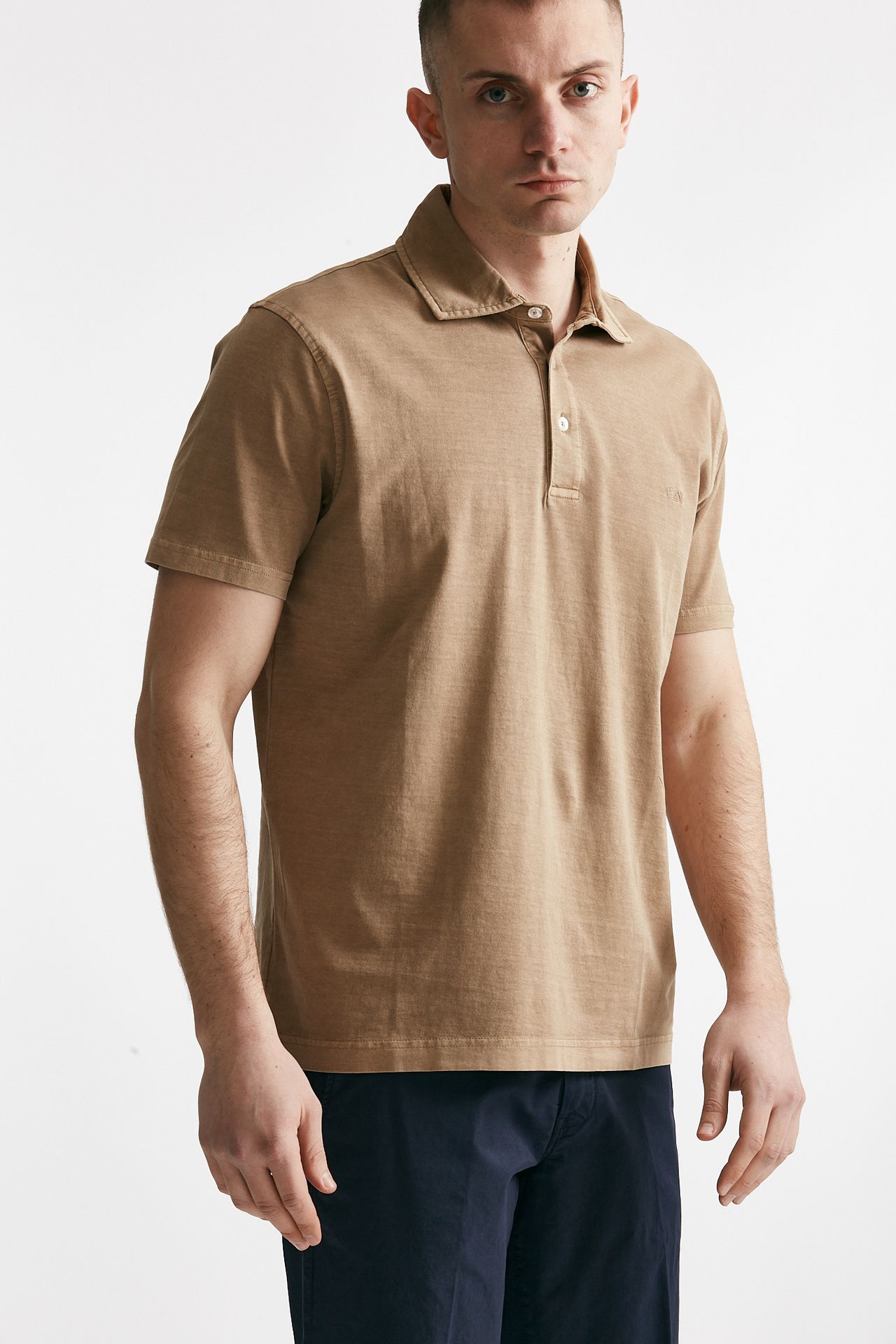Polo in cotone lavato cammello