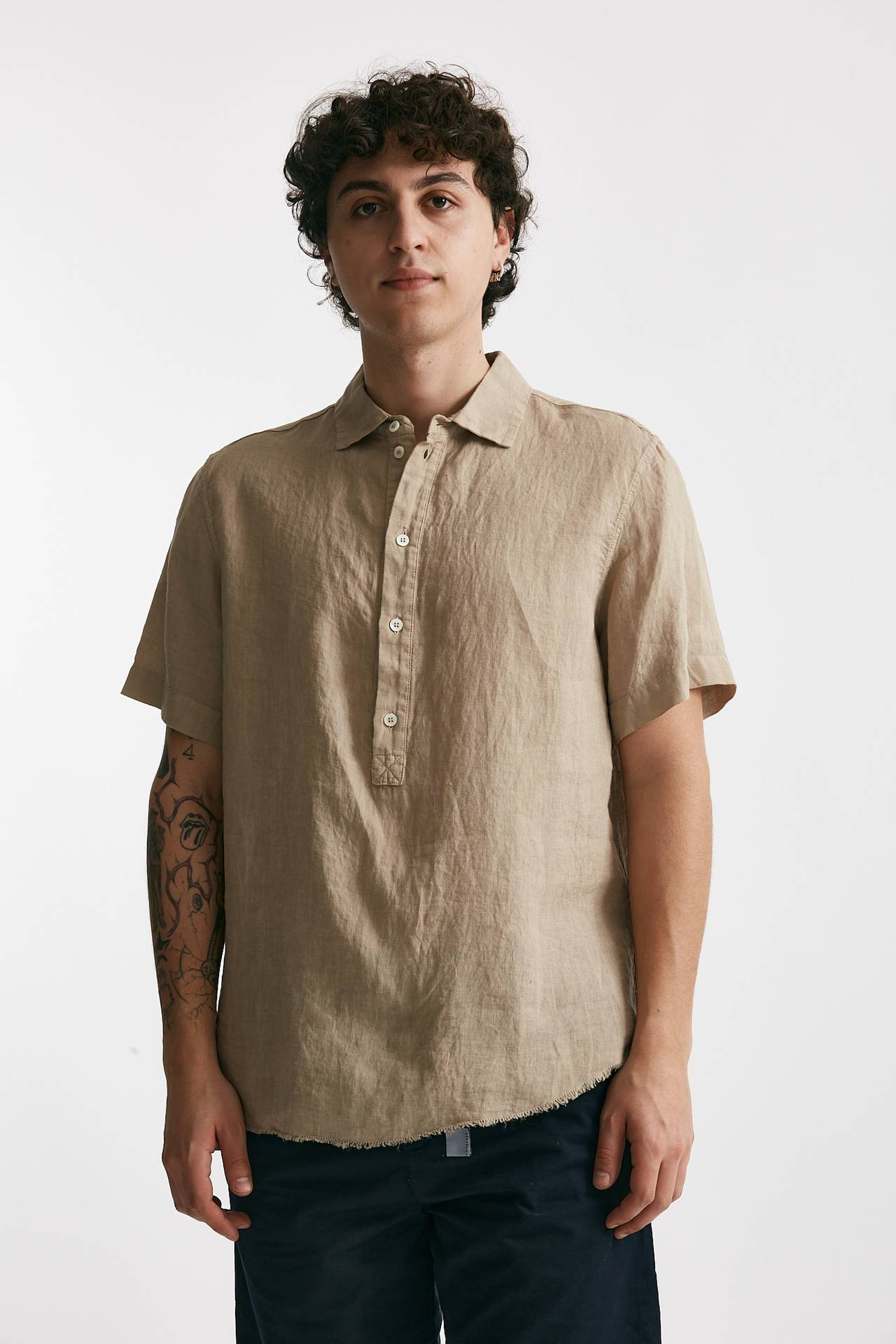 Camicia in lino beige