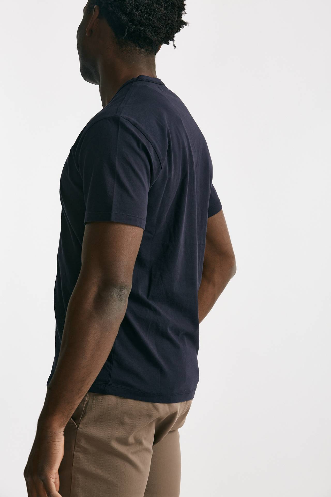 T-shirt scollo a V in cotone blu 