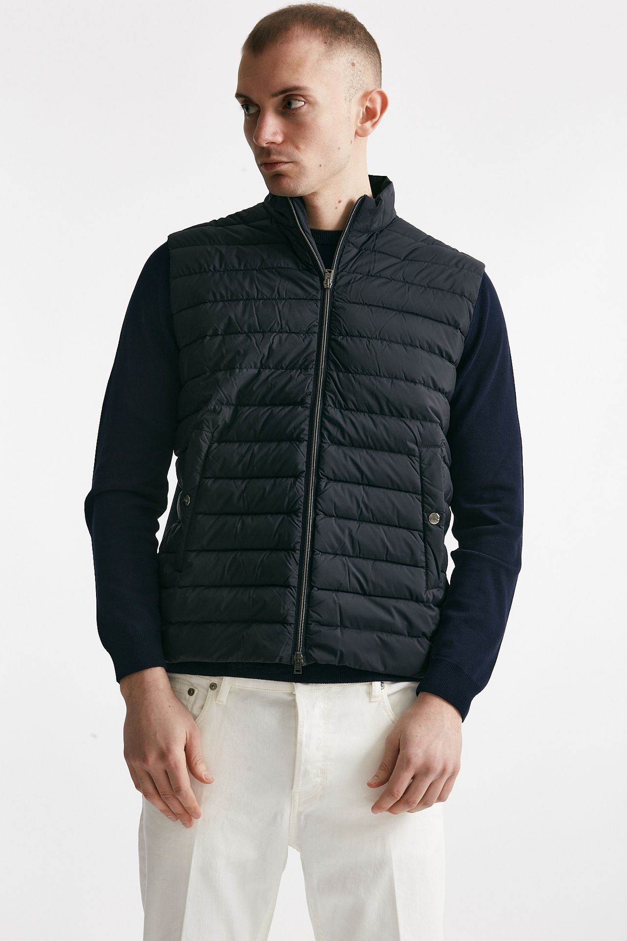 Smanicato in micro piuma e jersey di cotone blu