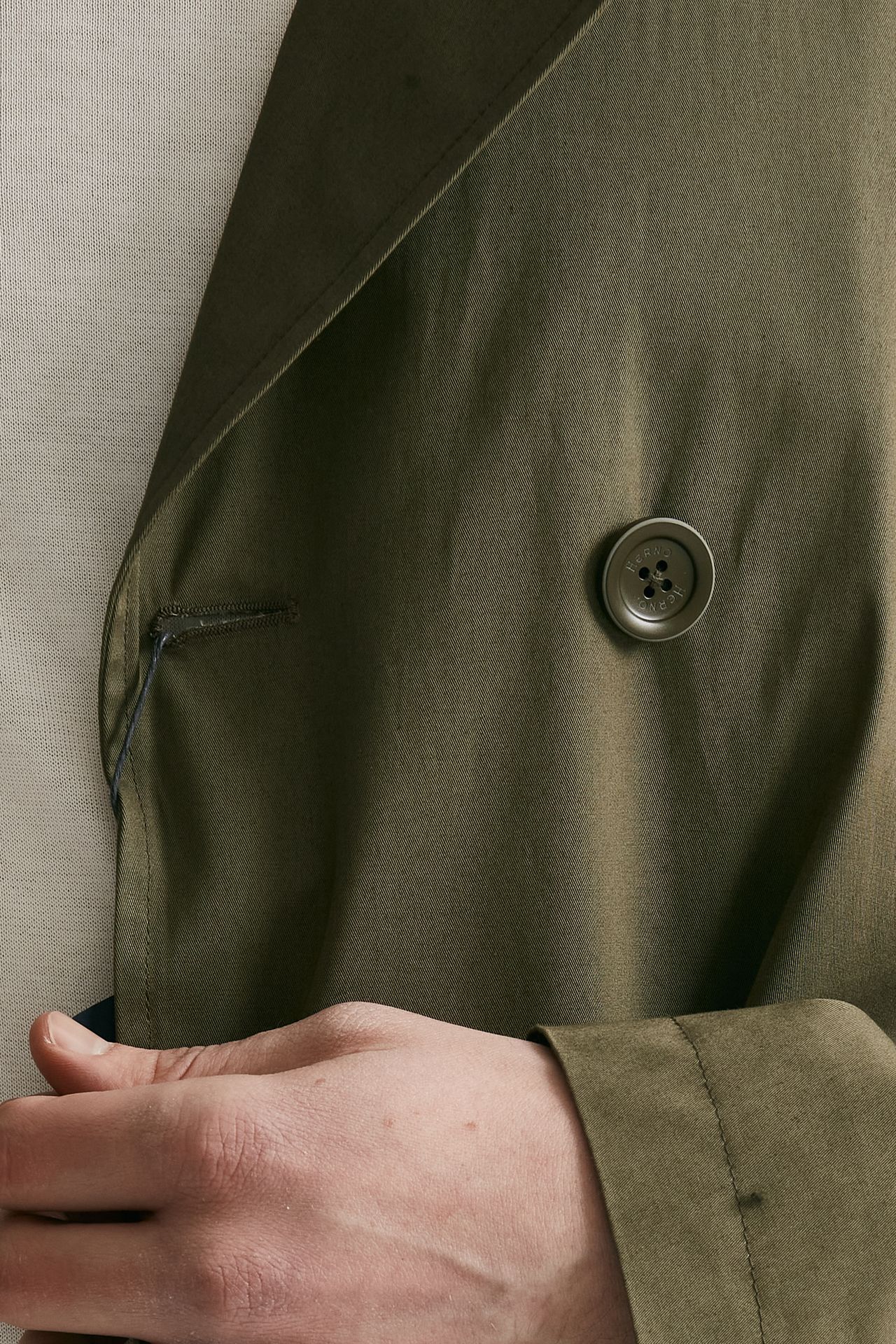 Trench corto in cotone verde