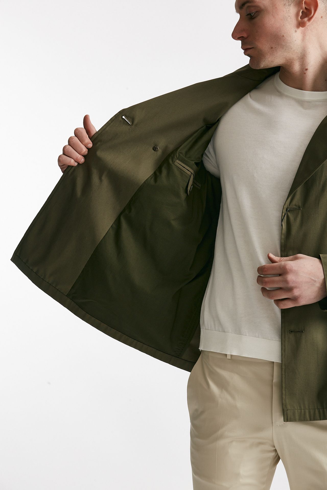 Trench corto in cotone verde