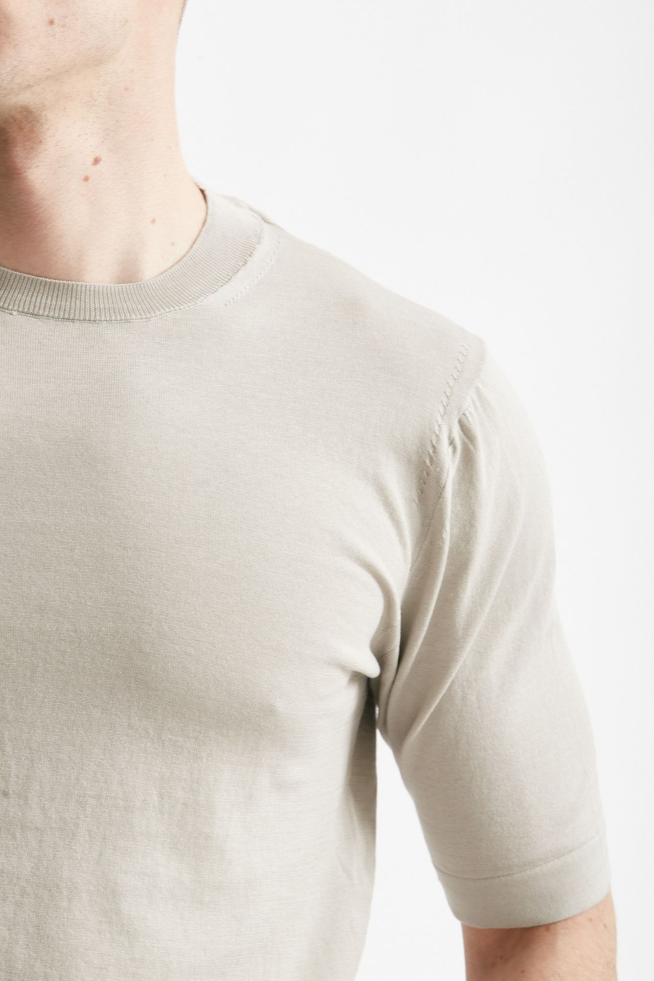 T shirt in maglia cotone grigio perla 