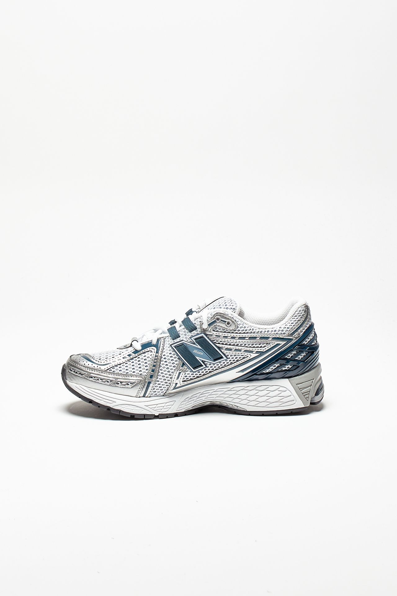 Sneakers M1906 RCE in mesh 