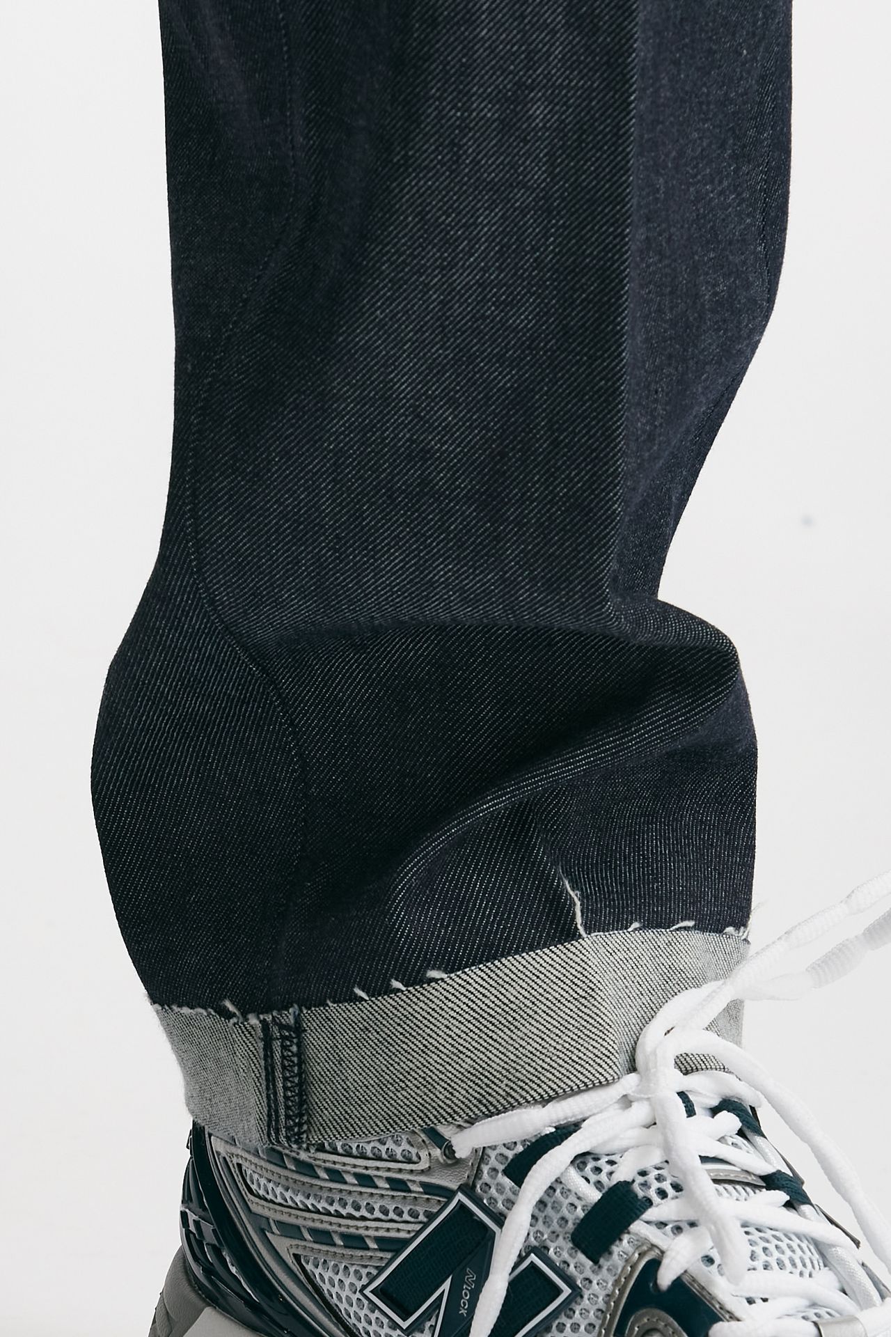 Pantalone chino TIM in denim bagnato