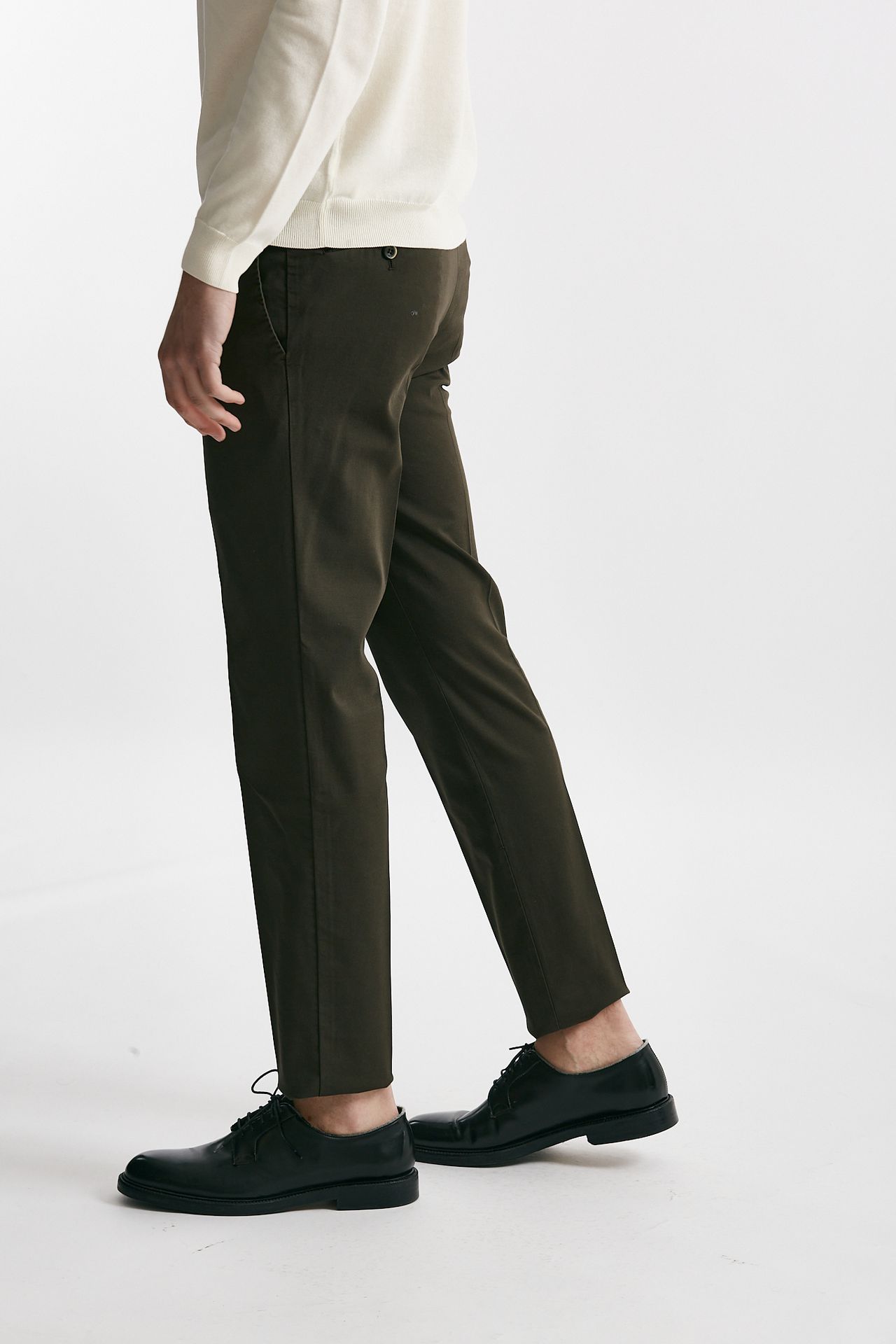 Pantalone in cotone lavato stretch SLIM FIT marrone