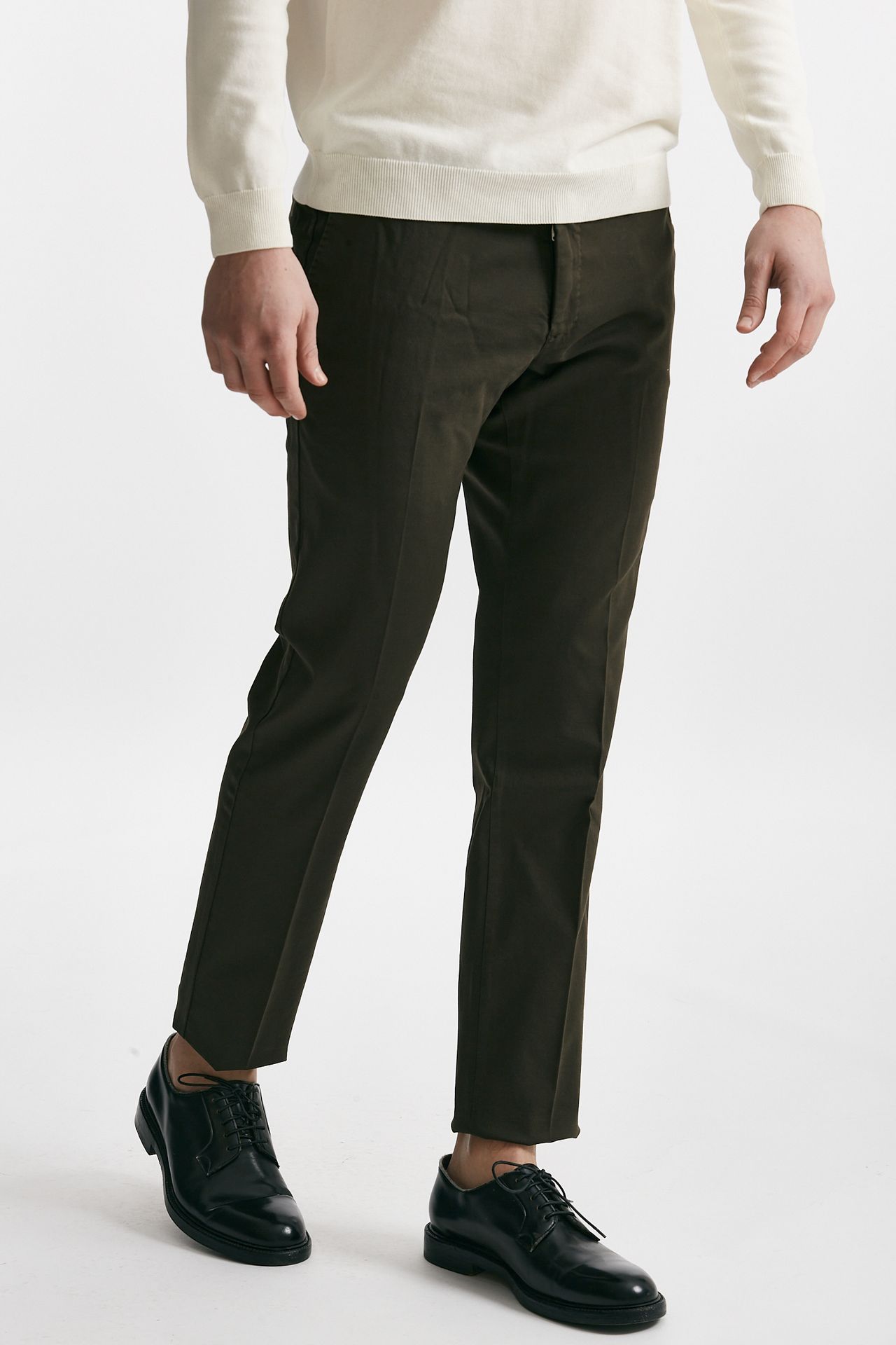 Pantalone in cotone lavato stretch SLIM FIT marrone