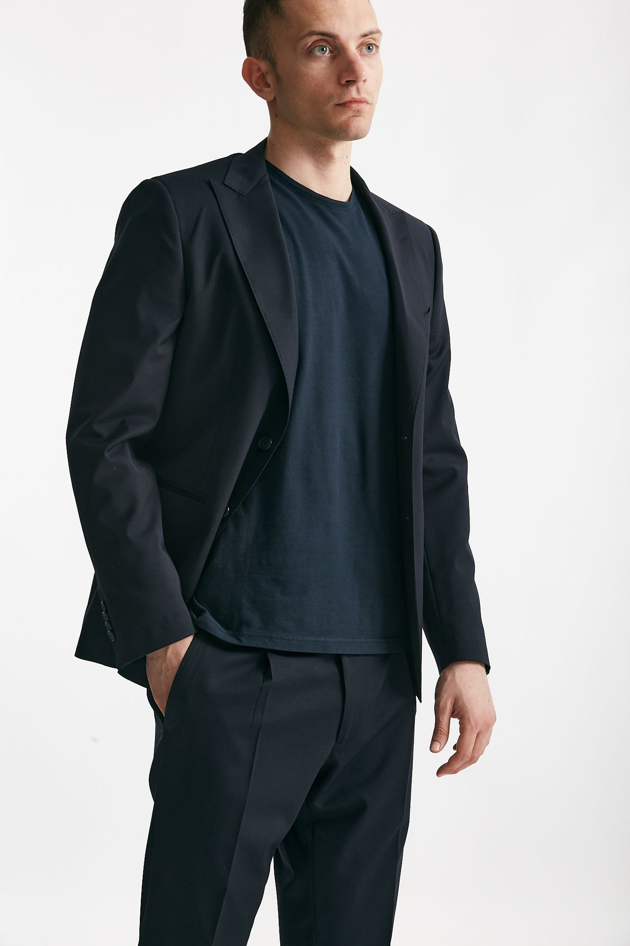 Abito monopetto blu lana stretch